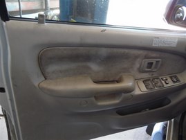 2002 Toyota Tacoma SR5 Silver Crew Cab 3.4L AT 2WD #Z24710
